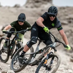 100% Fortis Grey Heather Black Knee Guard -Motorcycle clothing dtrumpore spring2019 ride100 139 jpg